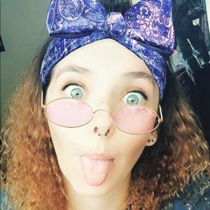 Meet your Posher, Brooke